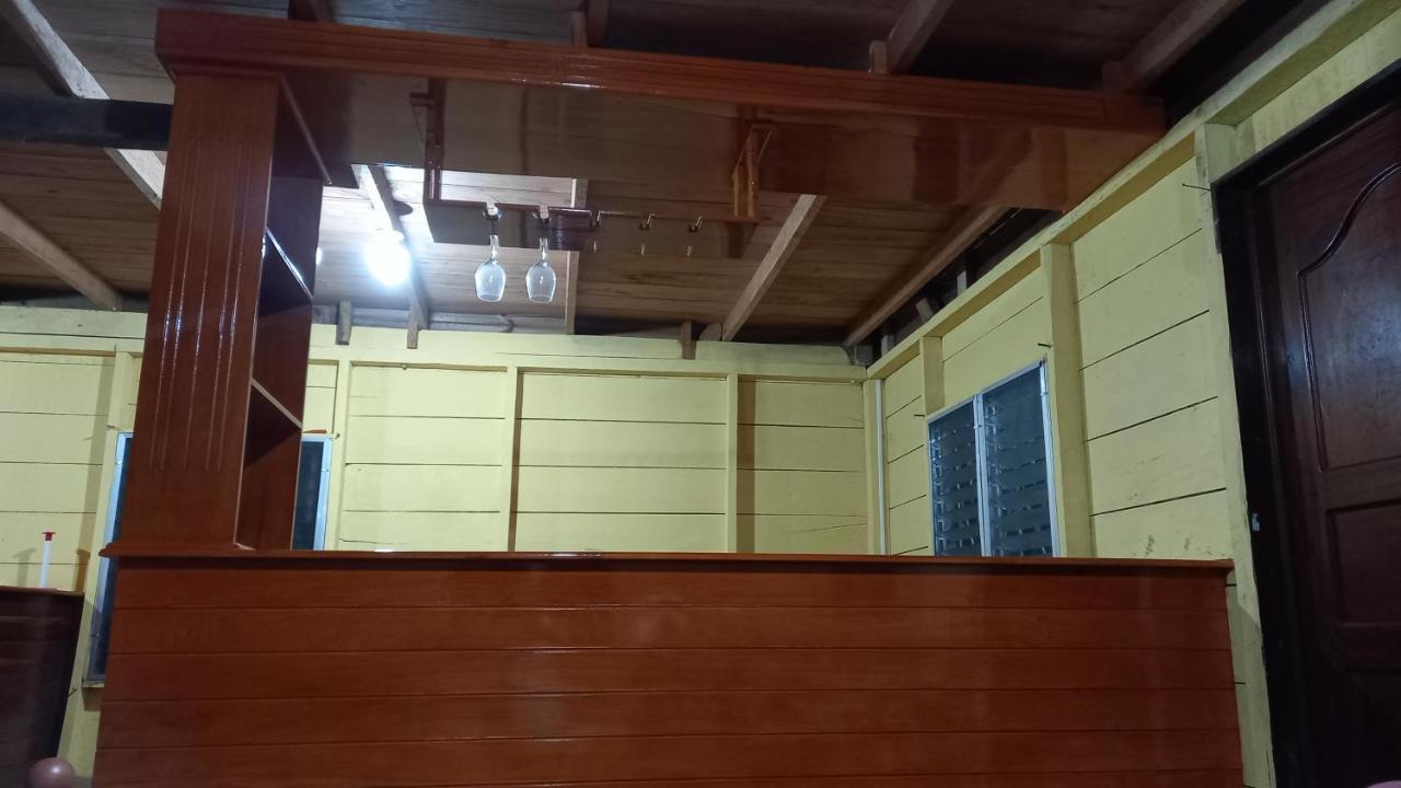 Отель Casa Manati Ливингстон Экстерьер фото
