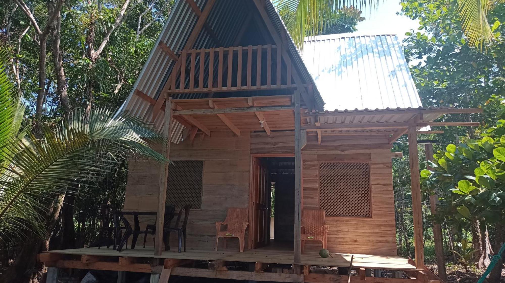 Отель Casa Manati Ливингстон Экстерьер фото